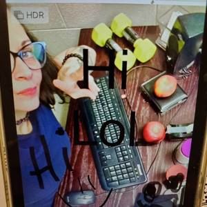 Meet your Posher, Flo